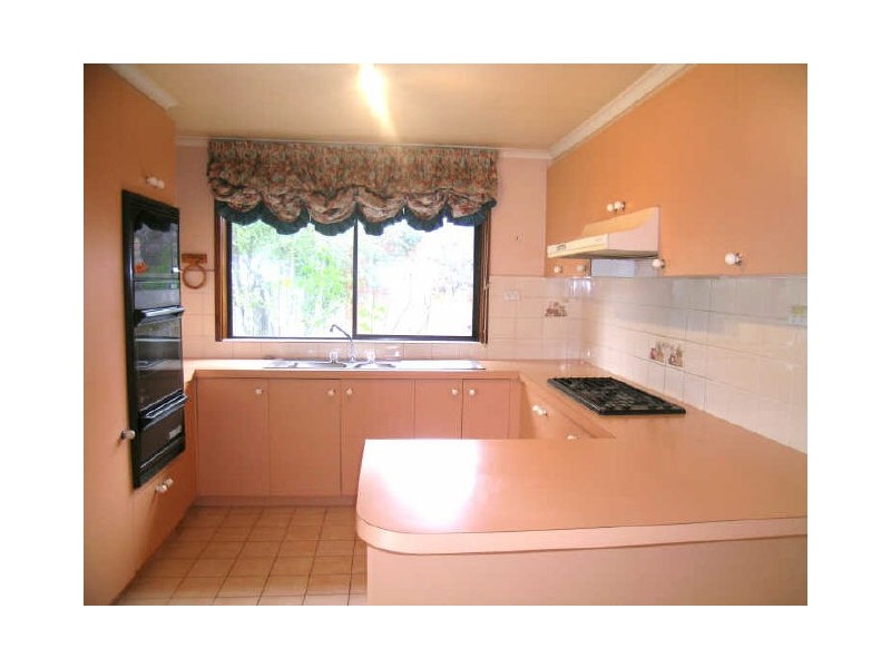 9 Settlers Court, Rowville VIC 3178