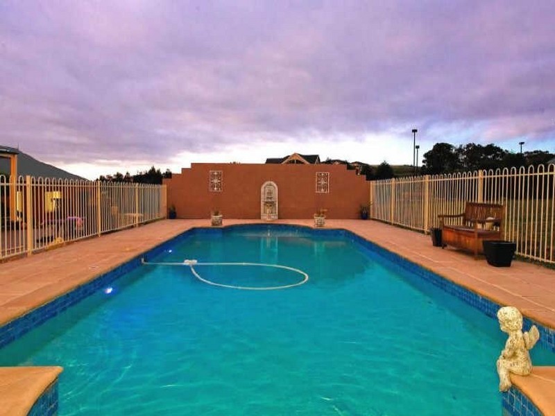 125 Grange Drive, Lysterfield VIC 3156