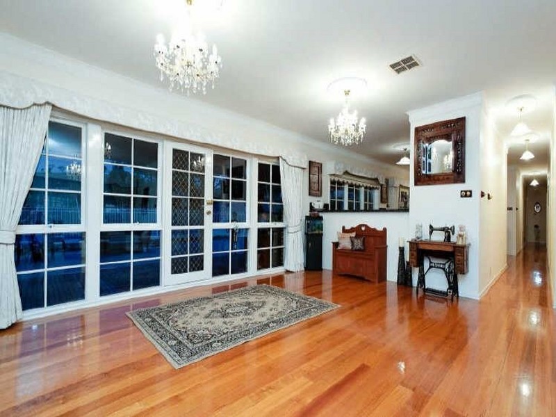 125 Grange Drive, Lysterfield VIC 3156