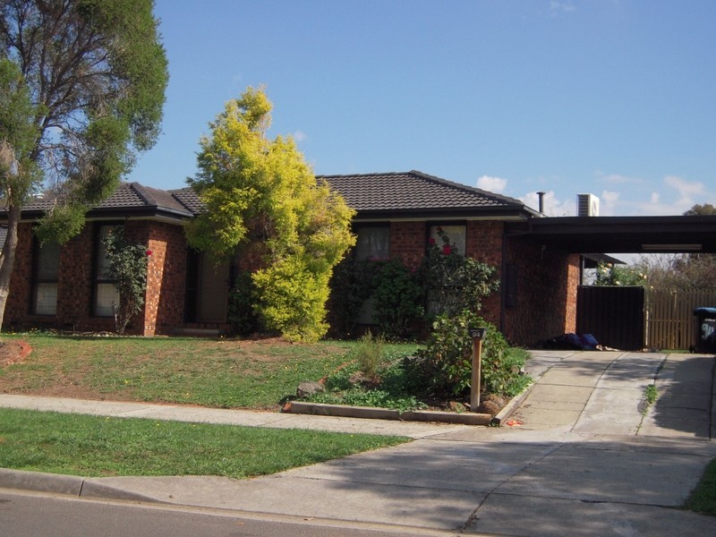 94 Willow Avenue, Rowville VIC 3178