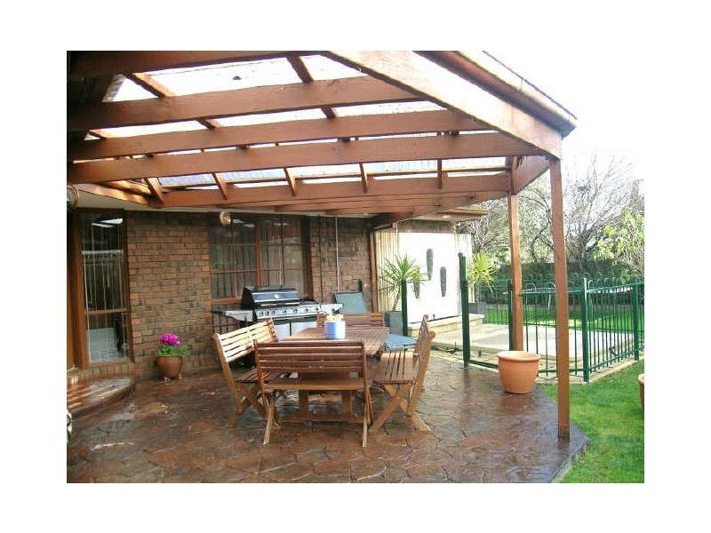 83 Bryden Drive, Ferntree Gully VIC 3156