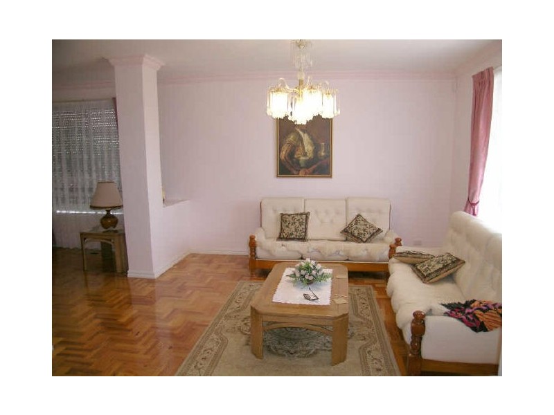 13 Eyebright Square, Hallam VIC 3803