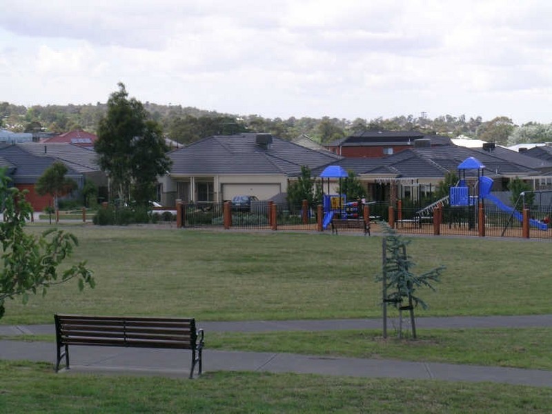 55 Fairholme Boulevard, Berwick VIC 3806