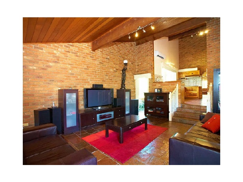 7 Superior Avenue, Rowville VIC 3178