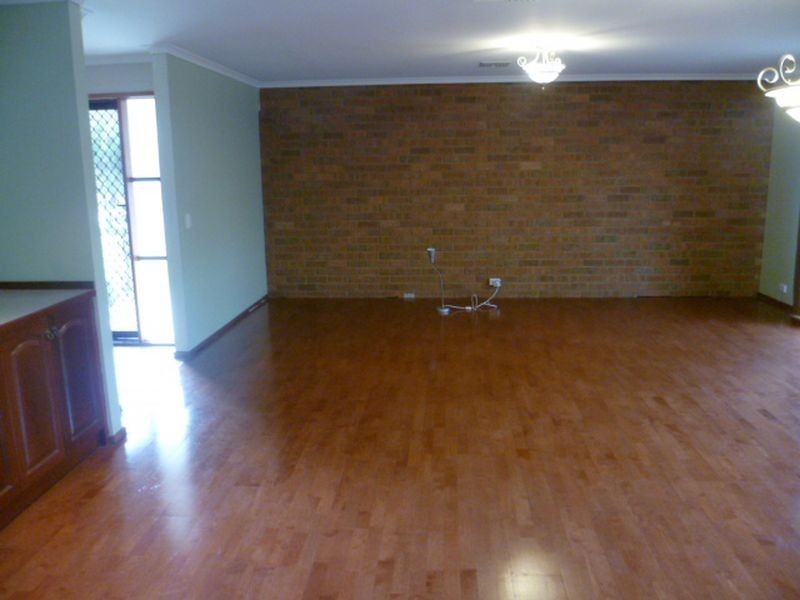 16 Oakdene Court, Rowville VIC 3178