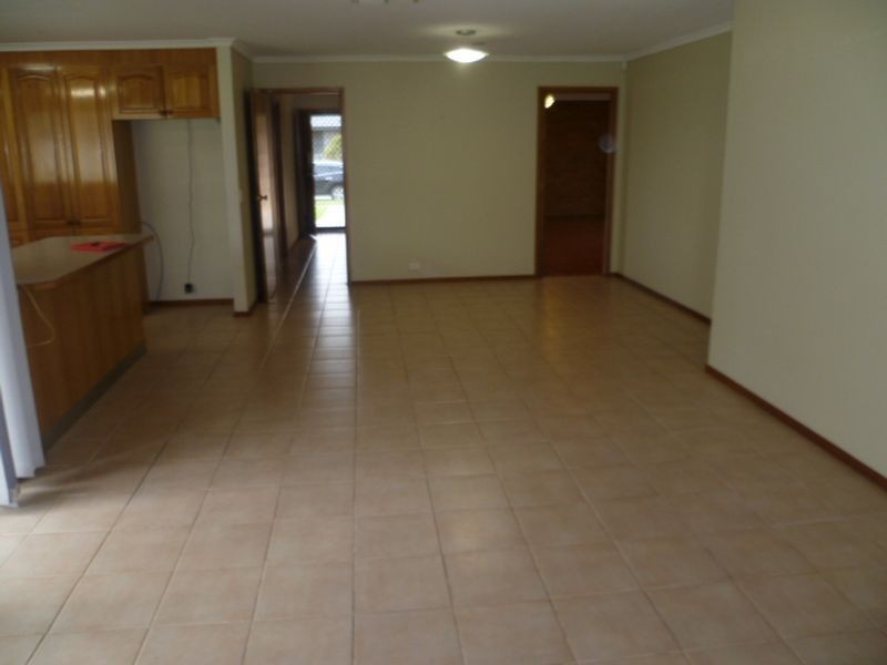 16 Oakdene Court, Rowville VIC 3178