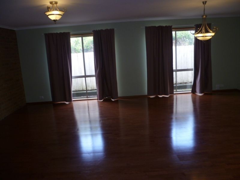 16 Oakdene Court, Rowville VIC 3178