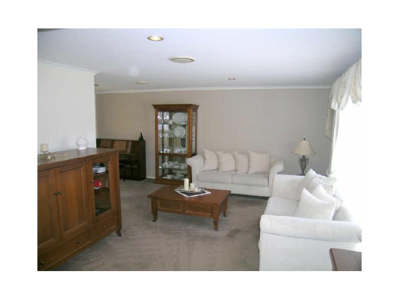 51 Wyandra Way, Rowville VIC 3178