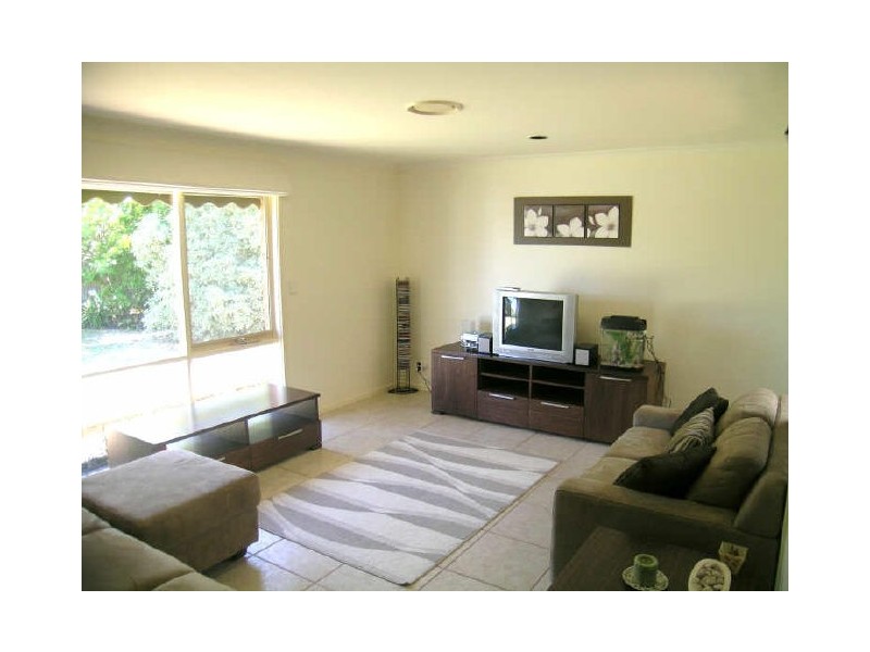 51 Wyandra Way, Rowville VIC 3178