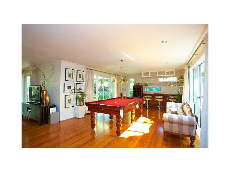 6 George Knox Drive, Rowville VIC 3178