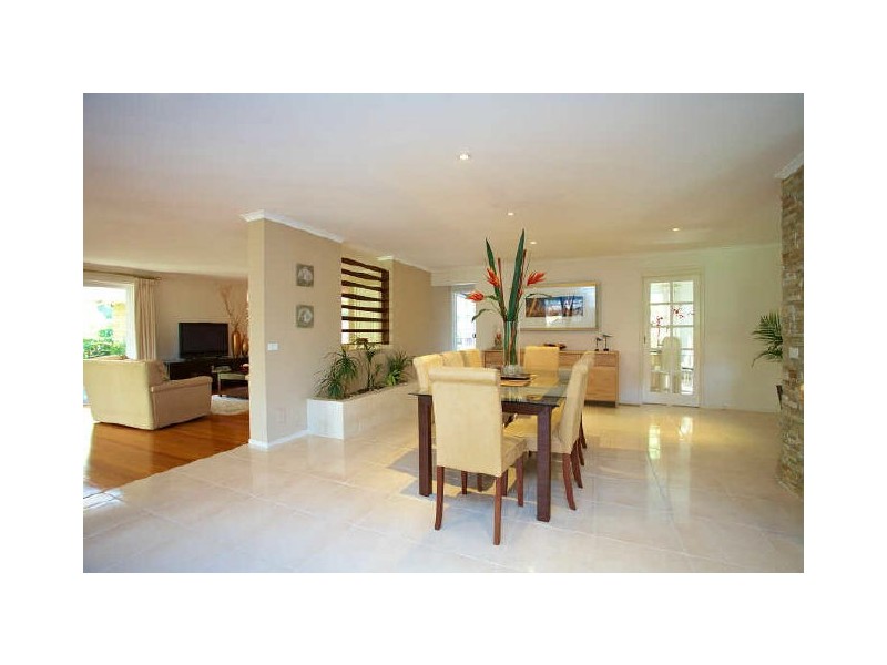 6 George Knox Drive, Rowville VIC 3178