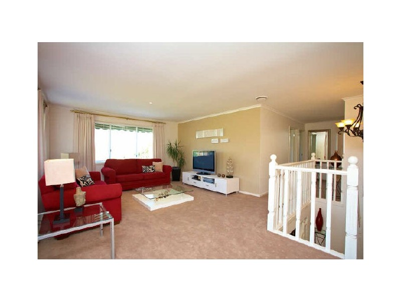6 George Knox Drive, Rowville VIC 3178