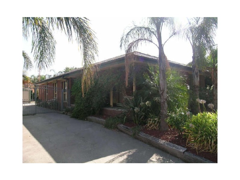 38 Lakeview Avenue, Rowville VIC 3178