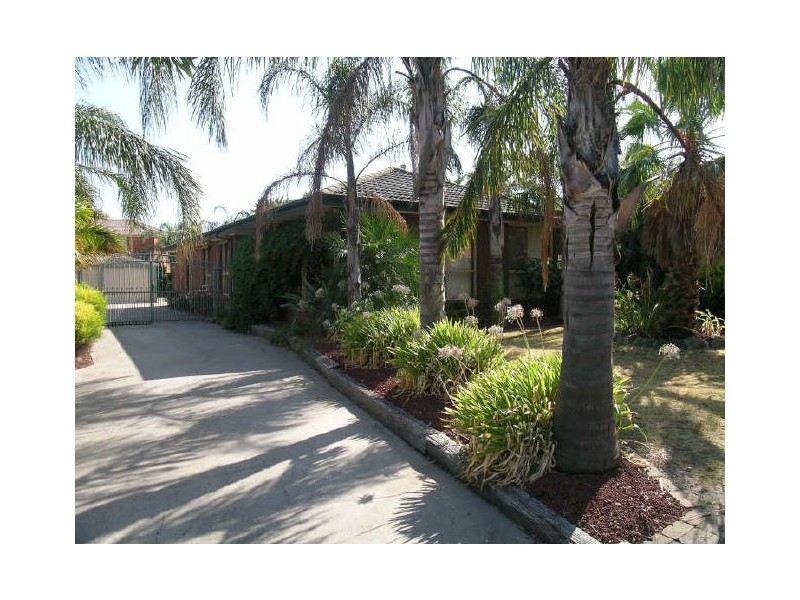 38 Lakeview Avenue, Rowville VIC 3178