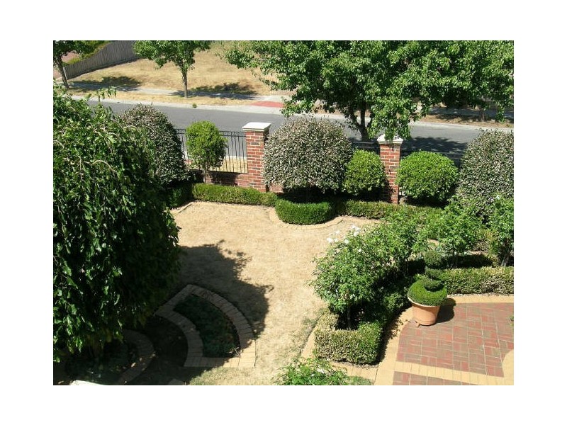 42 Pitfield Crescent, Rowville VIC 3178