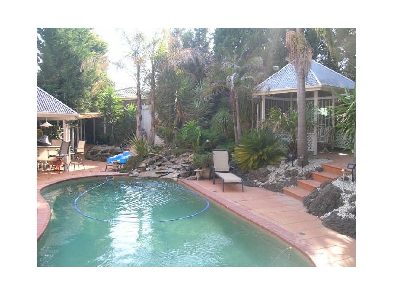 10 Liddamore Court, Rowville VIC 3178