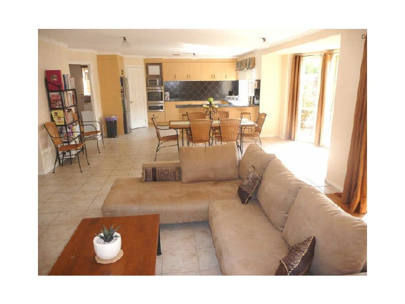 5 Webb Court, Rowville VIC 3178