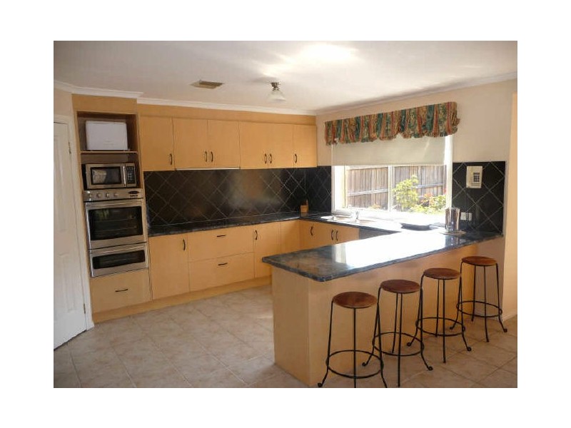 5 Webb Court, Rowville VIC 3178