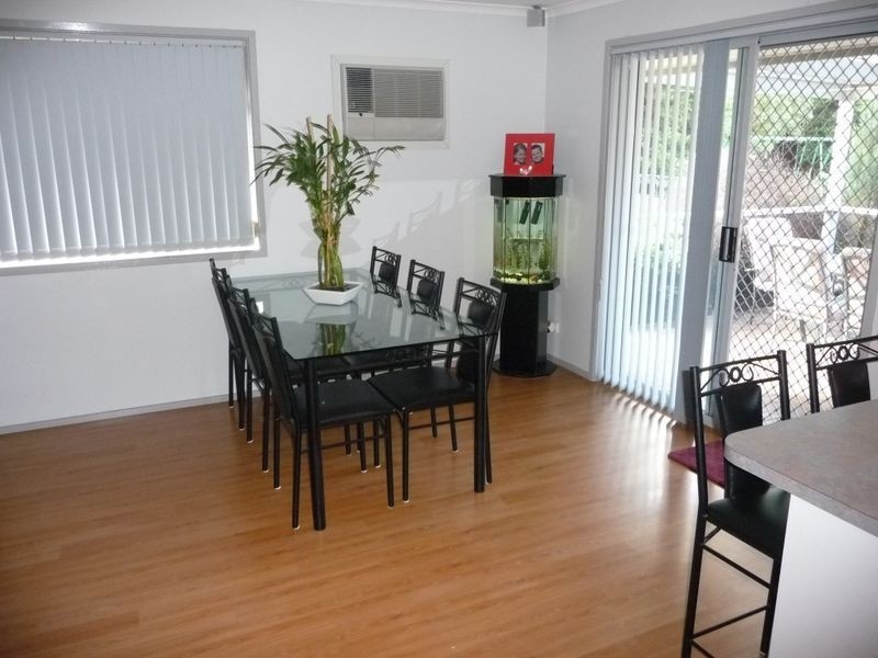 16 Shady Grove, Rowville VIC 3178