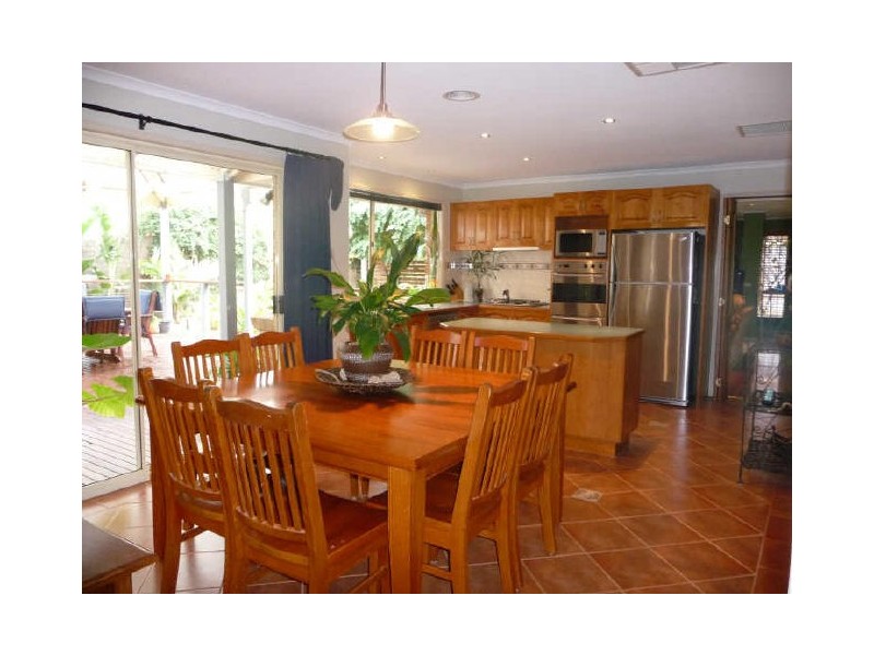 11 Ferrier Court, Rowville VIC 3178