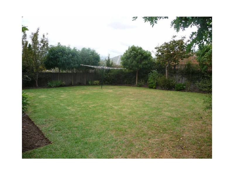 11 Ferrier Court, Rowville VIC 3178