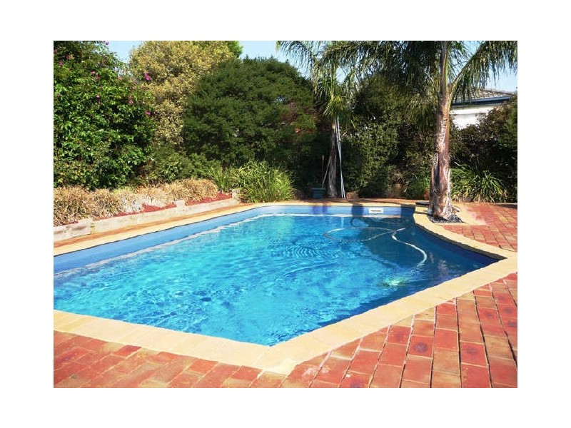 5 Legend Close, Rowville VIC 3178