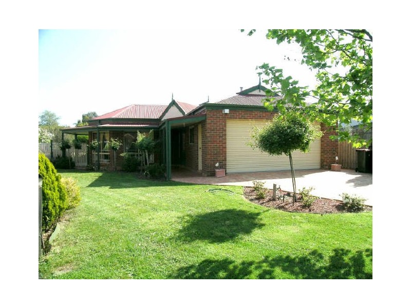 16 Tetoora Close, Rowville VIC 3178