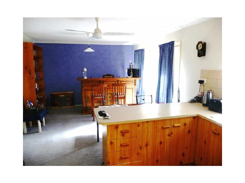 286 Dandelion Drive, Rowville VIC 3178