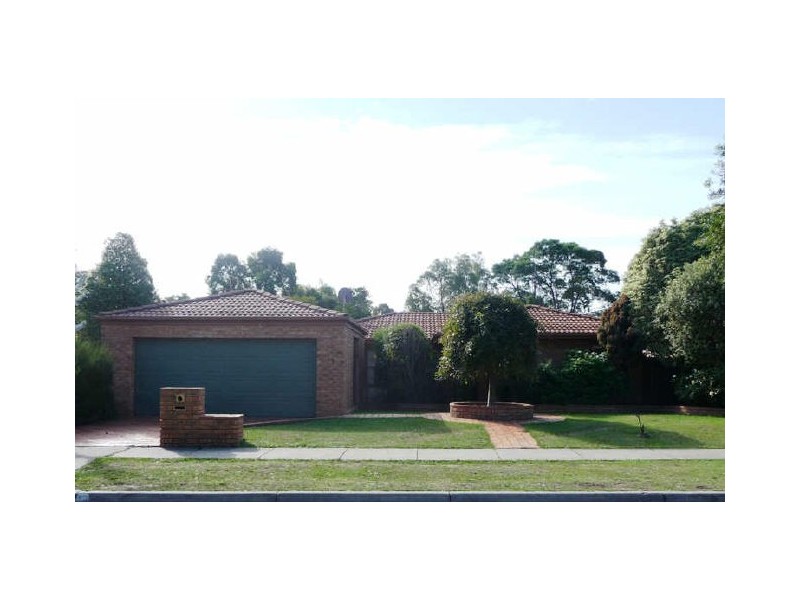 13 Cromwell Drive, Rowville VIC 3178