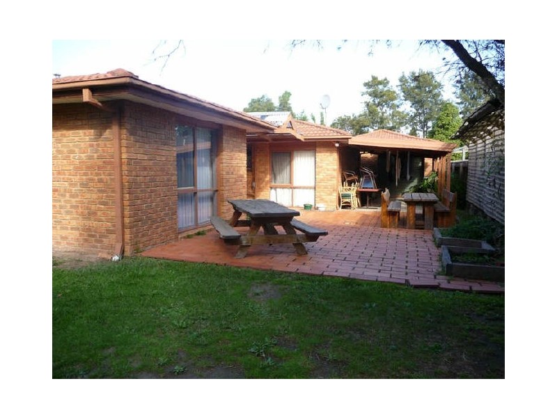 13 Cromwell Drive, Rowville VIC 3178