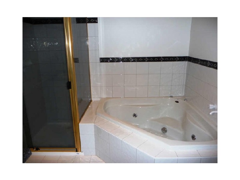 23 Salerno Way, Rowville VIC 3178