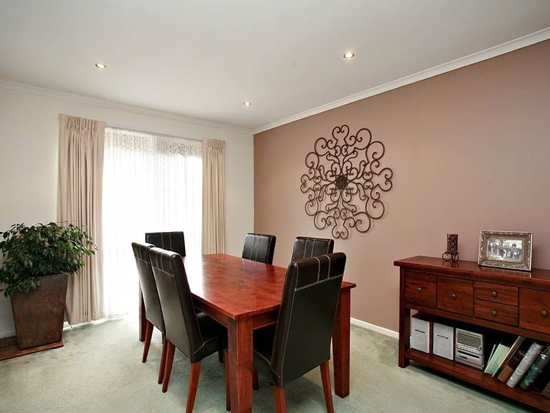 7 Cardinia Way, Rowville VIC 3178