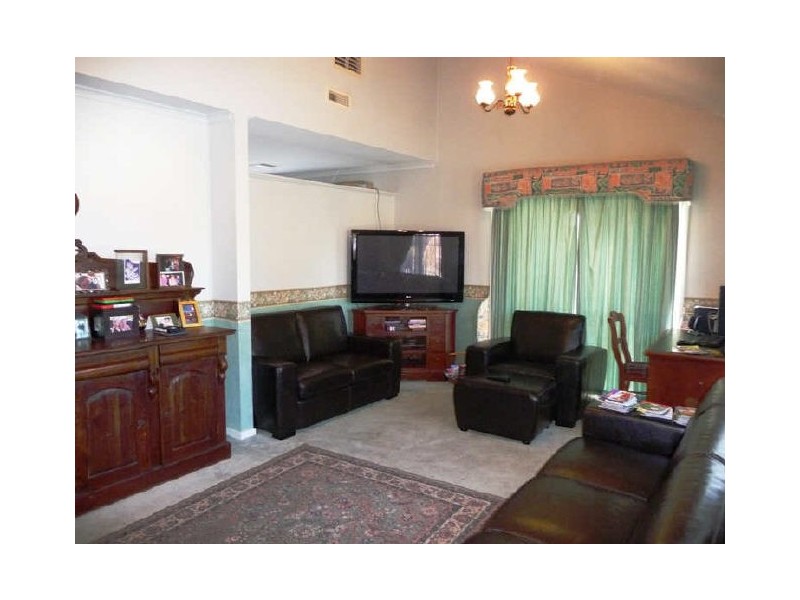 37 Westminster Drive, Rowville VIC 3178