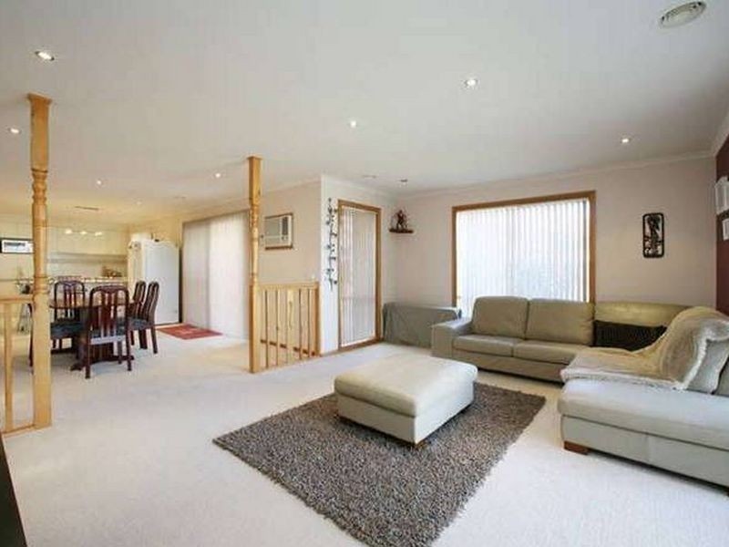 17 Carnoustie Court, Rowville VIC 3178