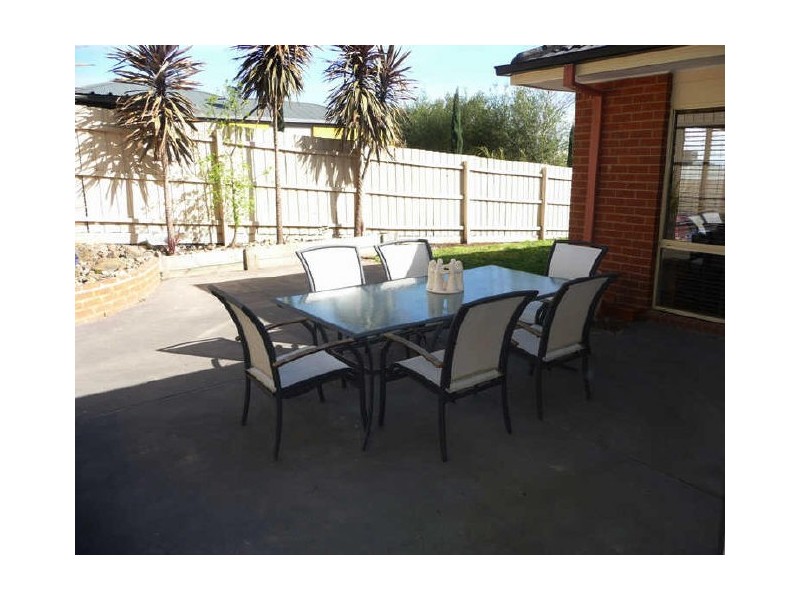 6 Ashbrook Close, Rowville VIC 3178