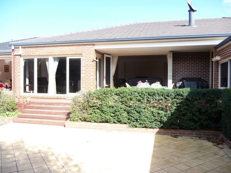 11 Manningham Court, Lysterfield VIC 3156