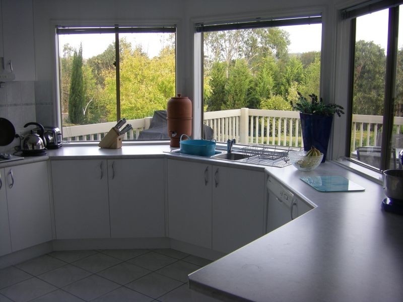 33 Ling Drive, Rowville VIC 3178