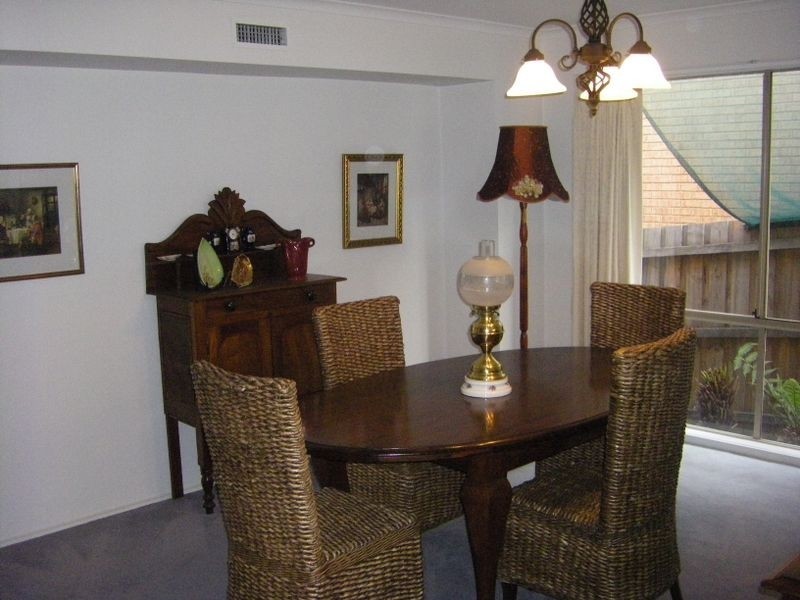 33 Ling Drive, Rowville VIC 3178