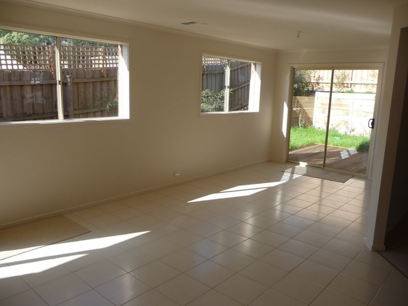 205 Waradgery Drive, Rowville VIC 3178