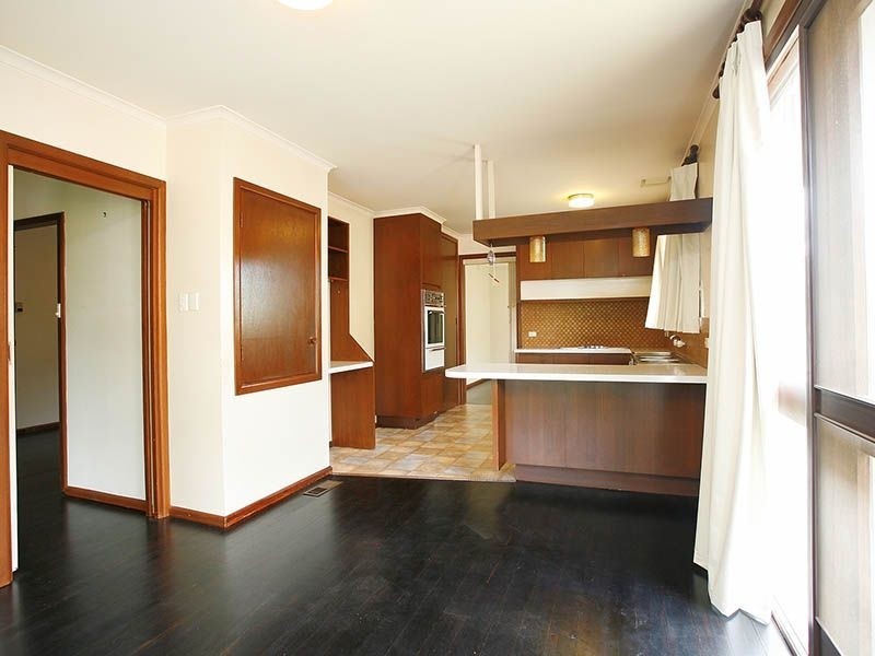 47 Cambridge Drive, Glen Waverley VIC 3150