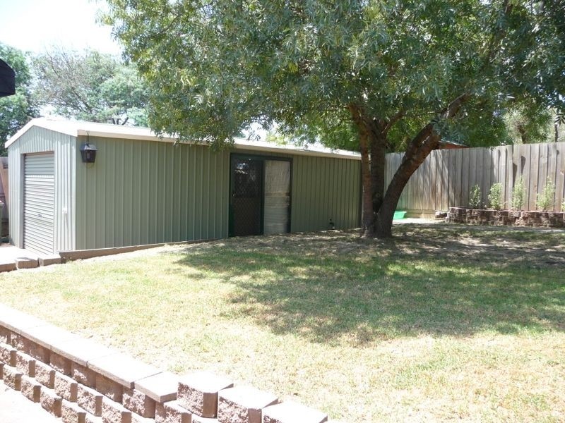 3 Cambridge Close, Lysterfield VIC 3156