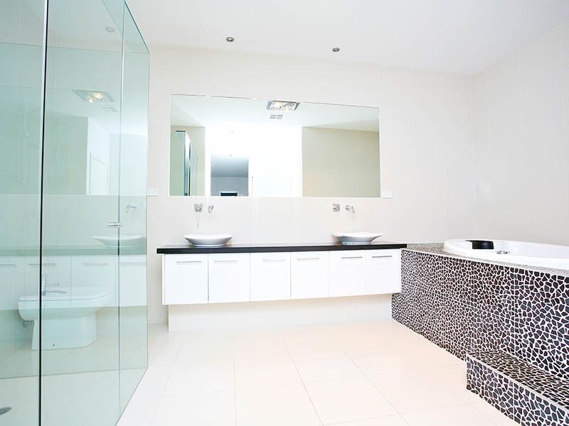 10 Wallingford Place, Rowville VIC 3178