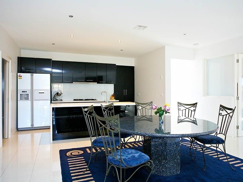 10 Wallingford Place, Rowville VIC 3178