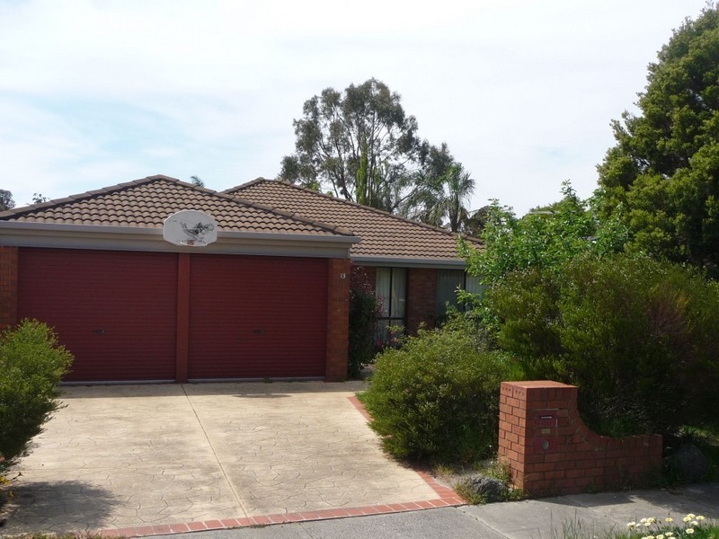 13 St John Place, Rowville VIC 3178