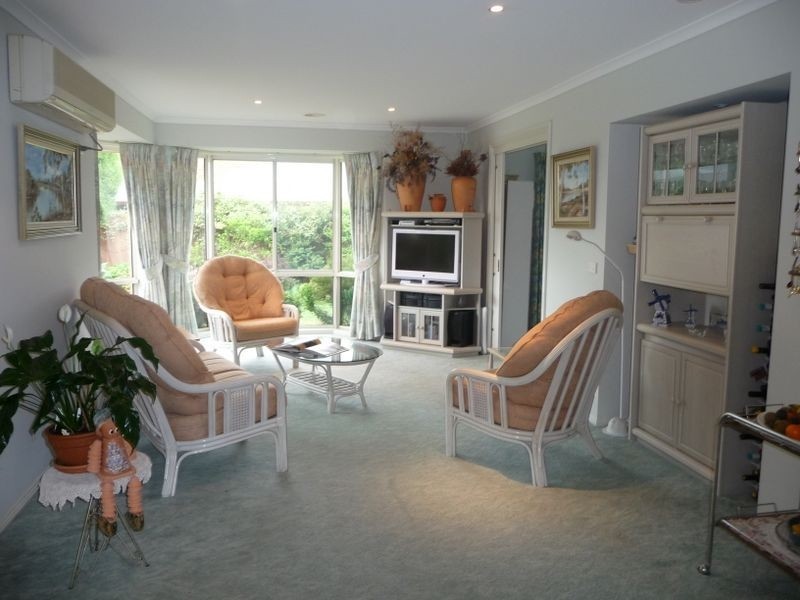 10 Dalmatia Court, Rowville VIC 3178