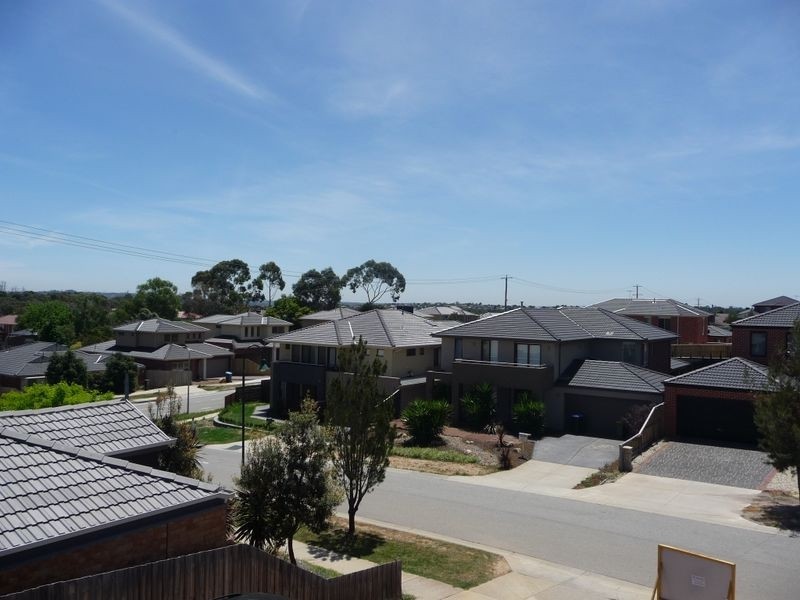 47 Reservoir Crescent, Rowville VIC 3178