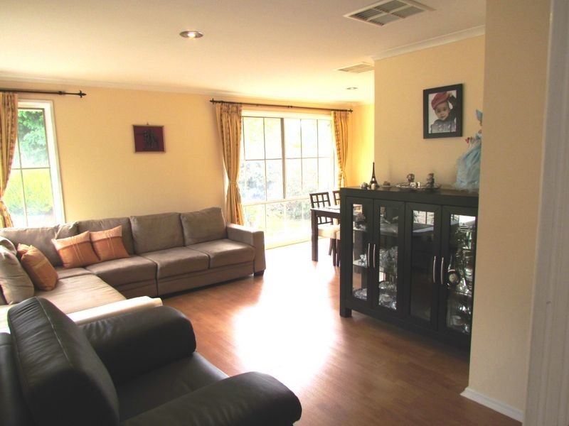 73 Deschamp Court, Rowville VIC 3178