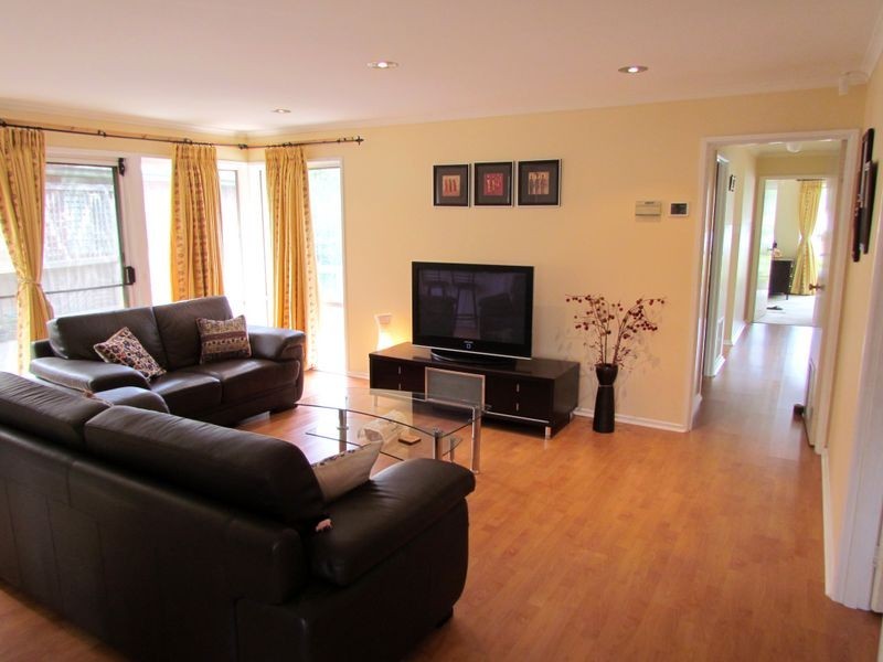 73 Deschamp Court, Rowville VIC 3178