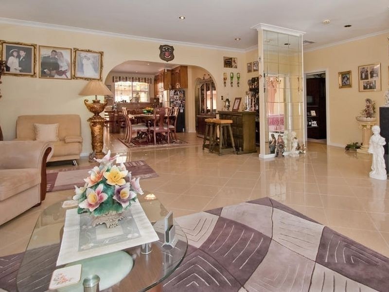 28 Valda Avenue, Mont Albert North VIC 3129