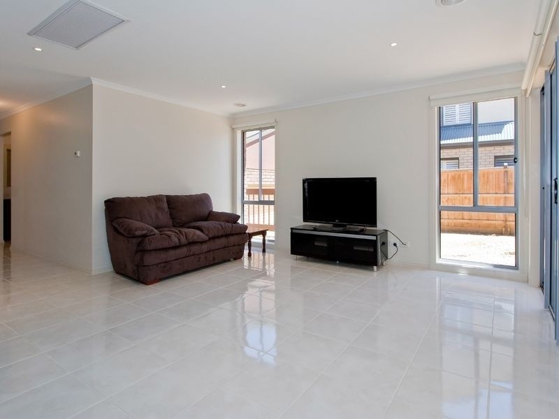 19 Viewline Drive, Lysterfield VIC 3156